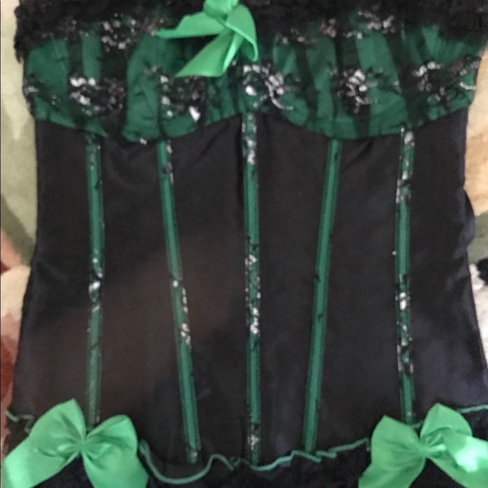 NWOT corset. Side zip back lace. NWOT